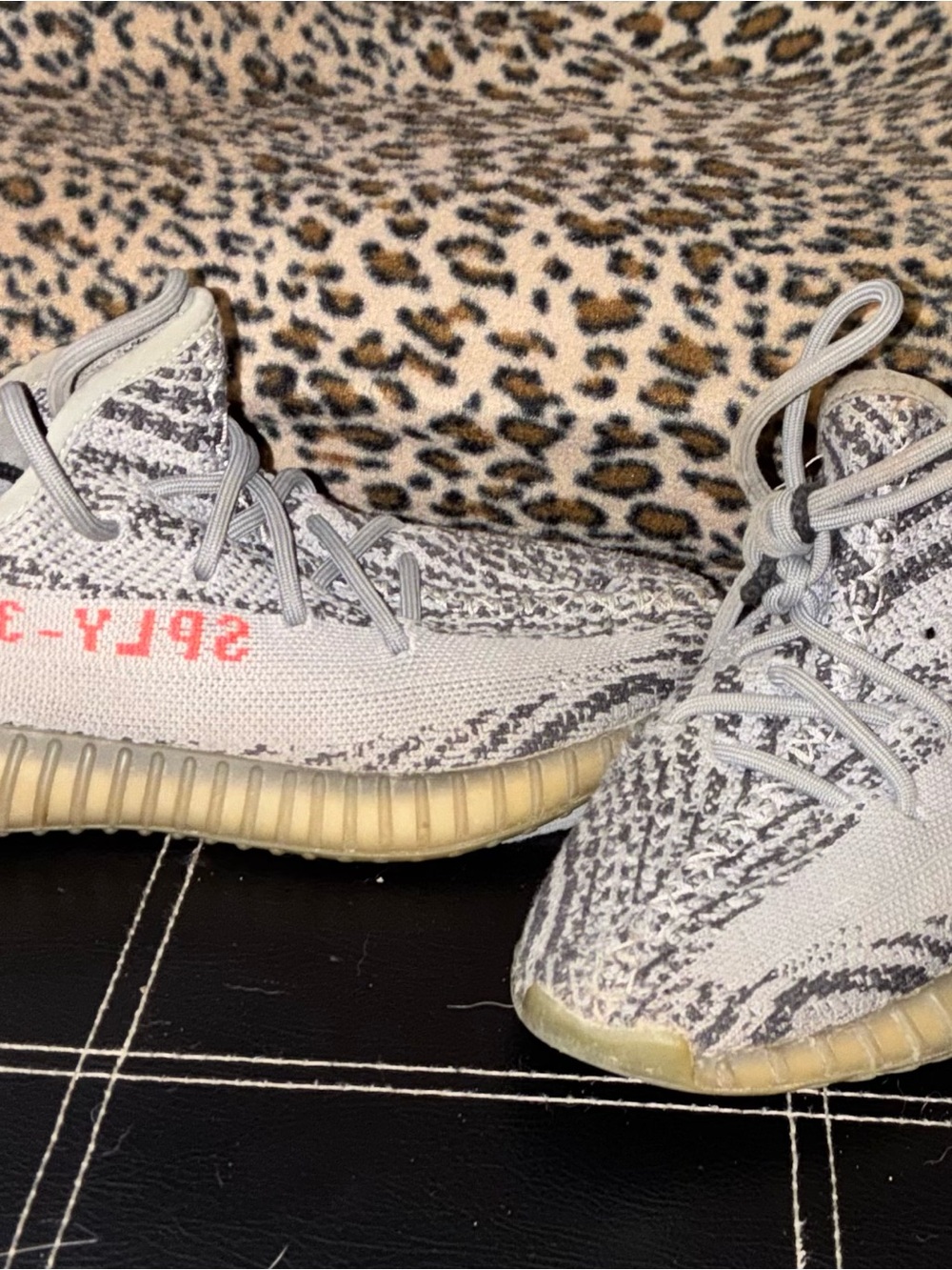 Adidas Yeezy 350 V2 Beluga 2.0 men size 6